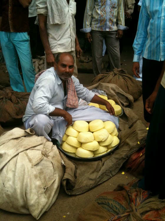 Khoya trader in old Delhi's wholesale khoya market (Photo courtesy : eatanddust)